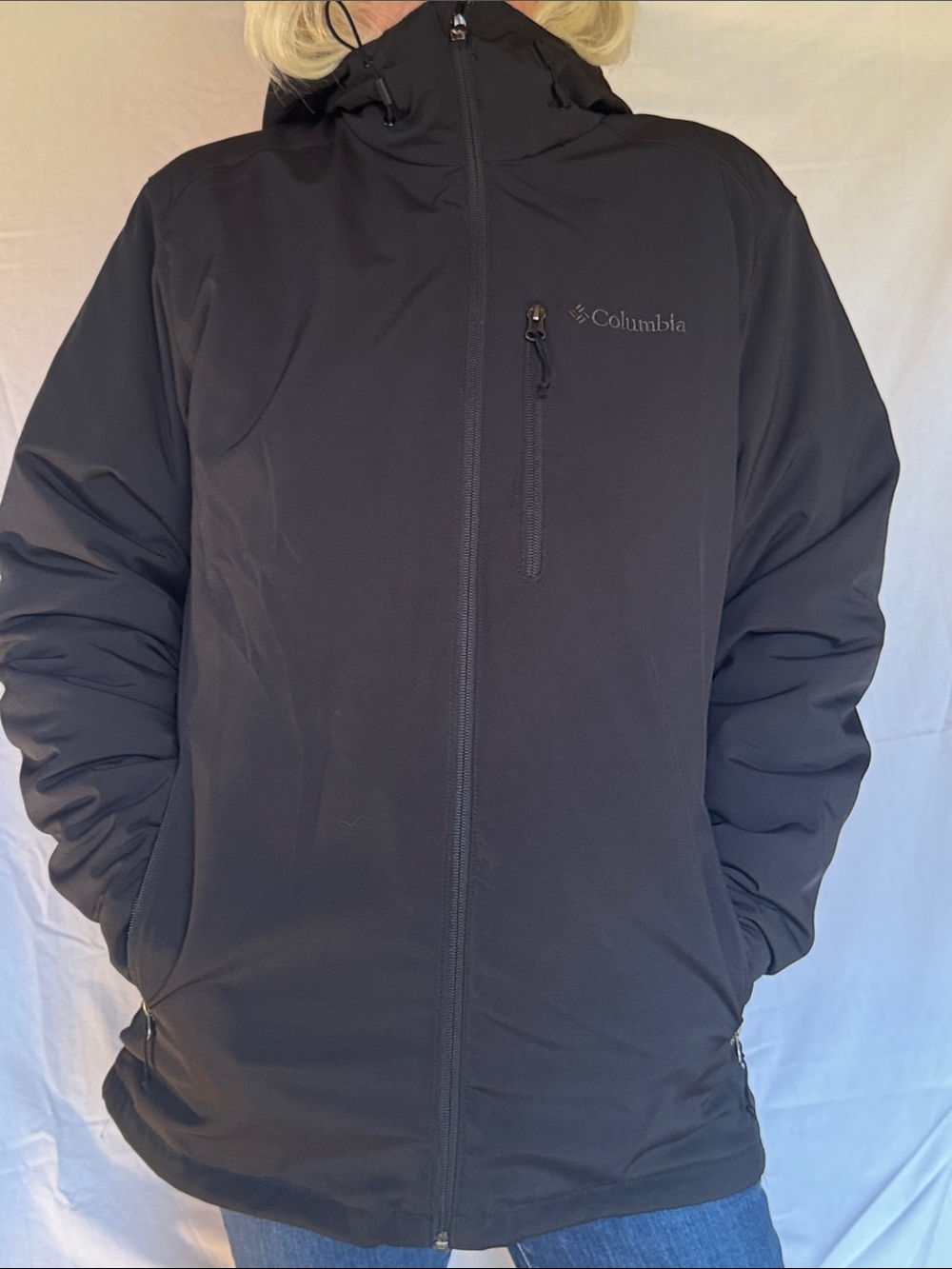 Columbia Men’s Black Hooded snow jacket size medium